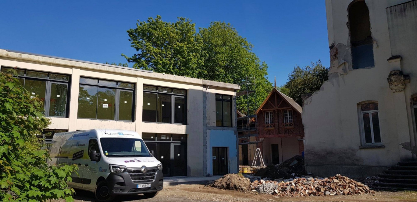 L’ancien centre aéré de Puys sera converti en un village vacances haut de gamme (© l’Auberge du vieux puits). 