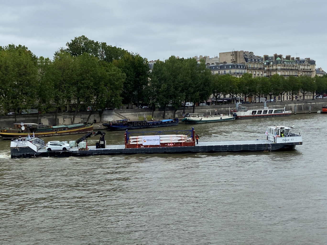 La FM400 transportée sur un Zulu le 21 juillet dernier à Paris. (© Sogestran)