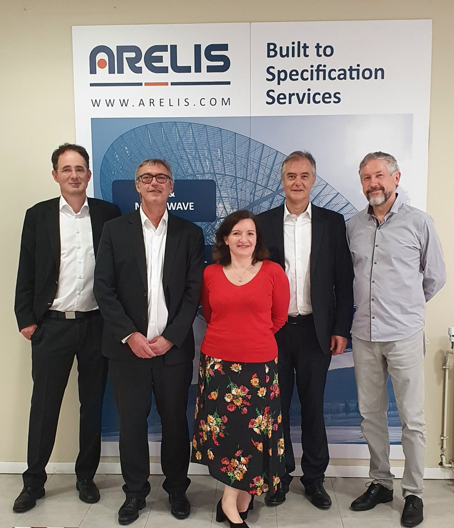 De gauche à droite : Christophe Parent, DG Arelis ; Michel Monteillard, DG de LGM Gersande MARY, DRH de LGM ; Eric De Tocqueville, PDG de LGM ; François Parickmiler, directeur Arelis. (Photo LGM)