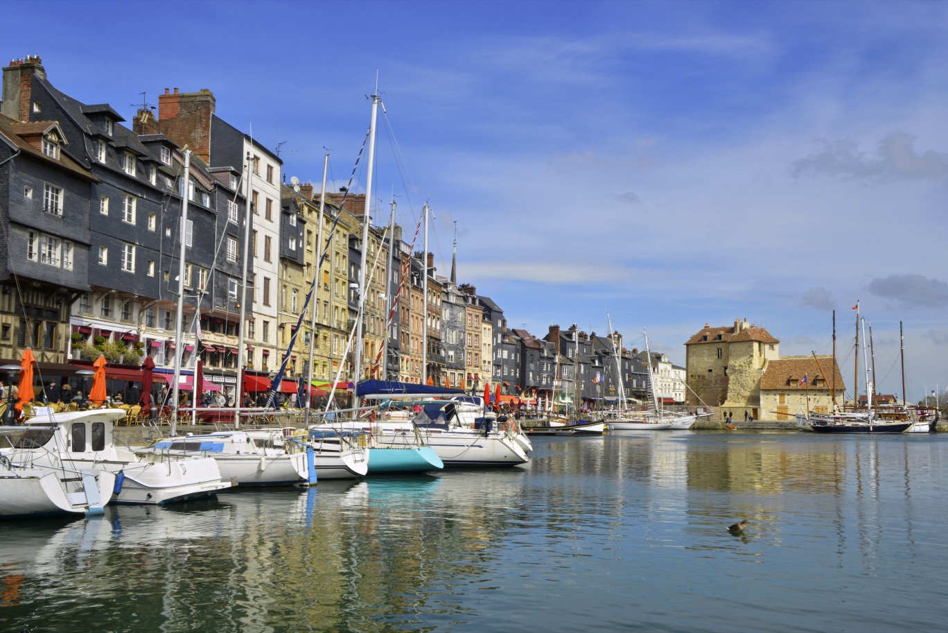 Le Calvados fait partie des départements les plus touristiques du nord de la France. (Illustration Adobe Stock)