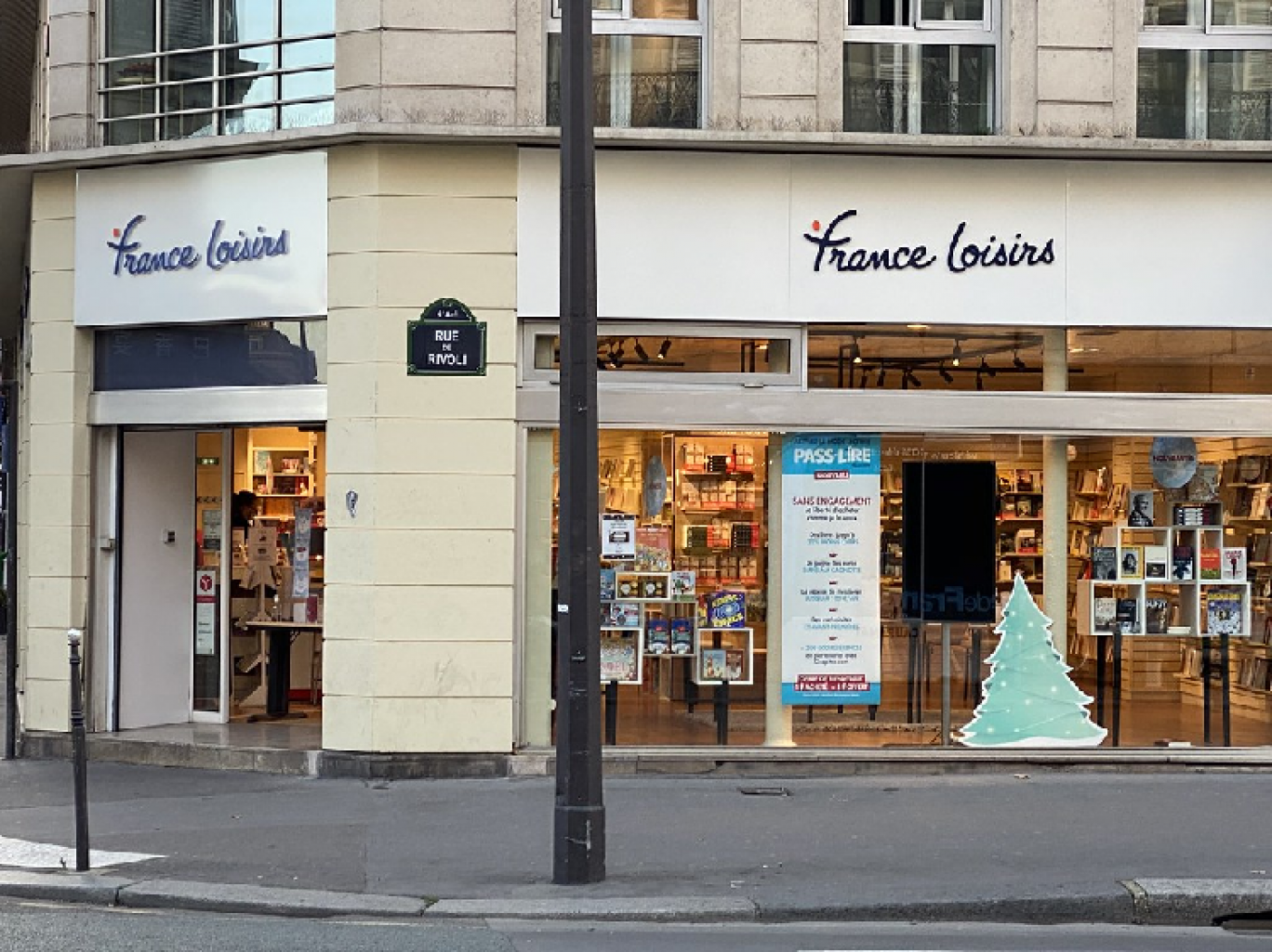 © Flicker Boutique France loisirs à Paris 04