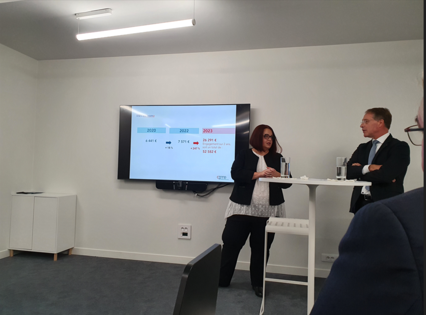 François Asselin, président de la CPME, et Marie-Emmanuelle Contesse, dirigeante de Mecanhydro
