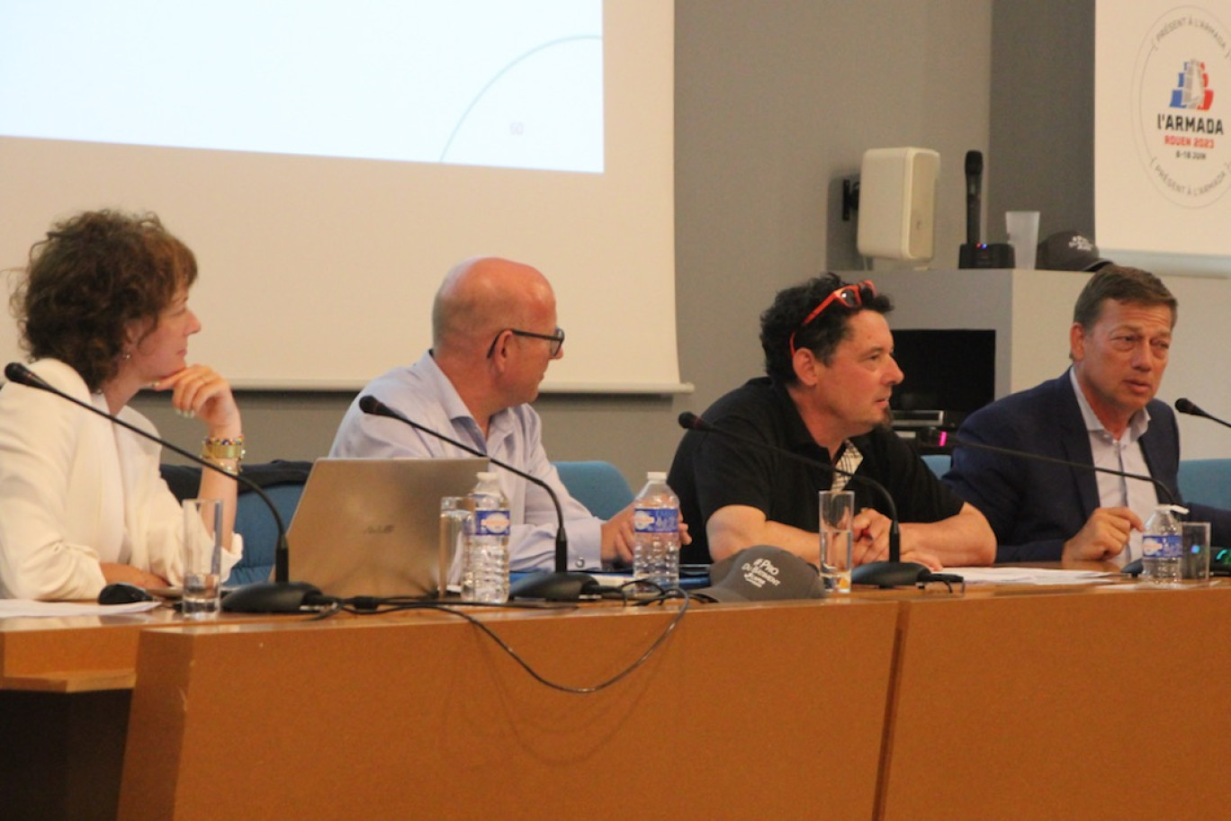 De g. à dr. : Frédéric Bérard (secrétaire général), Katia Dijon (SG adjointe), Paul-Henri Huvey et Jean-Christophe Repon. (© Aletheia Press / B.Delabre)