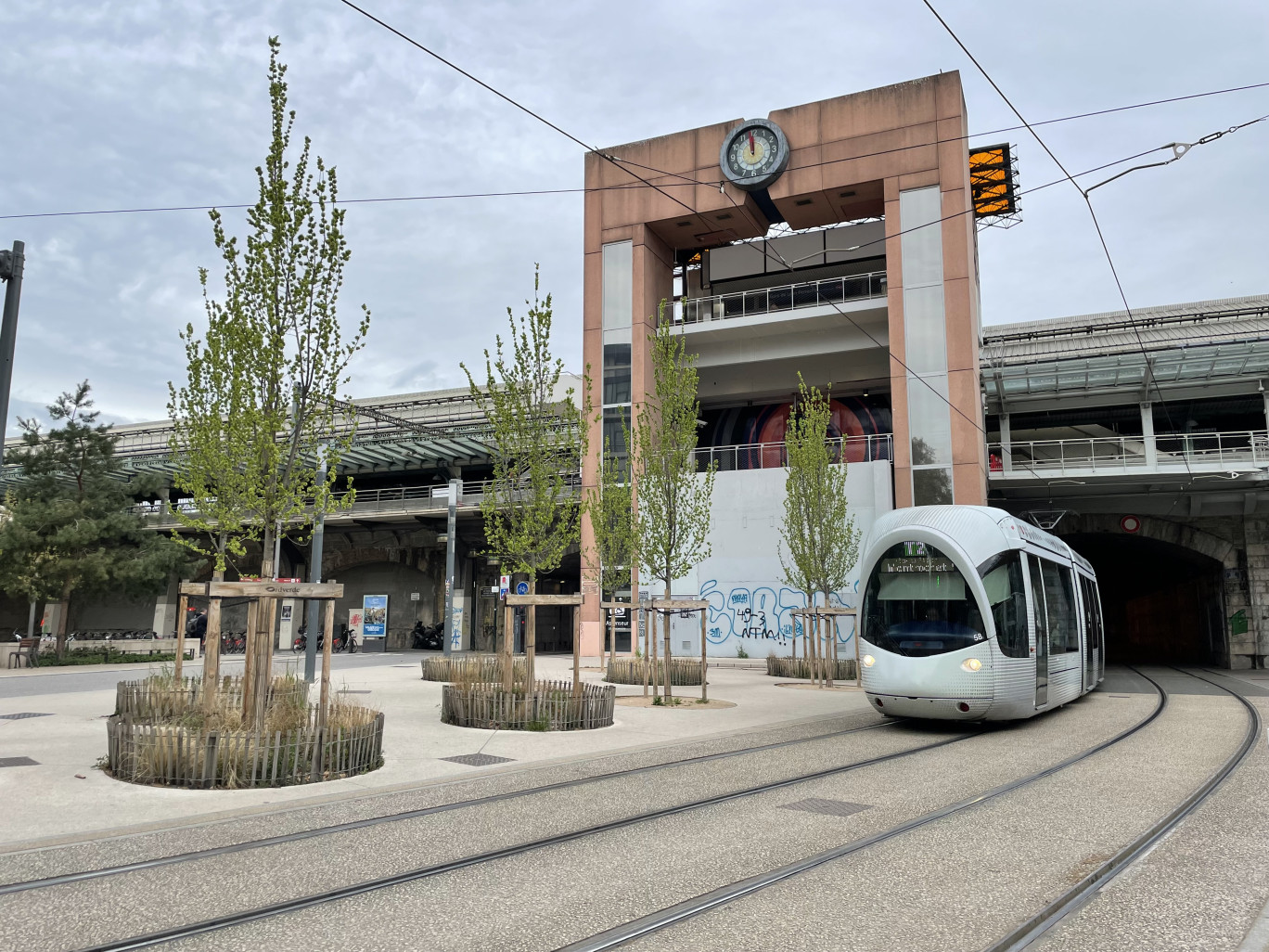 (c) Olivier RAZEMON Tramway à Lyon