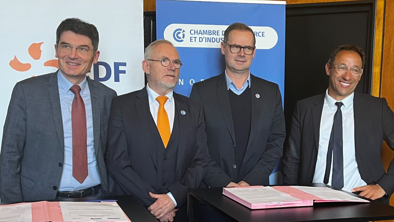 Les représentants de différents organismes étaient présents pour signer ces conventions de partenariat. (Photo EDF)