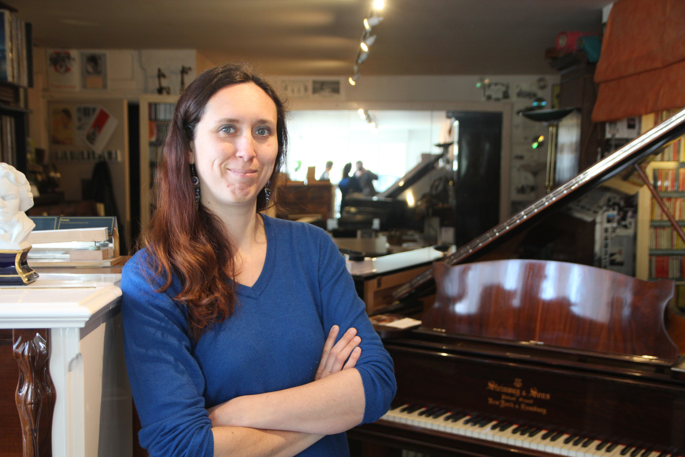 Bérengère Romet baigne dans la musique depuis toujours. Elle a repris l'affaire familiale à Rouen, en 2022. © Aletheia Press / B.Delabre