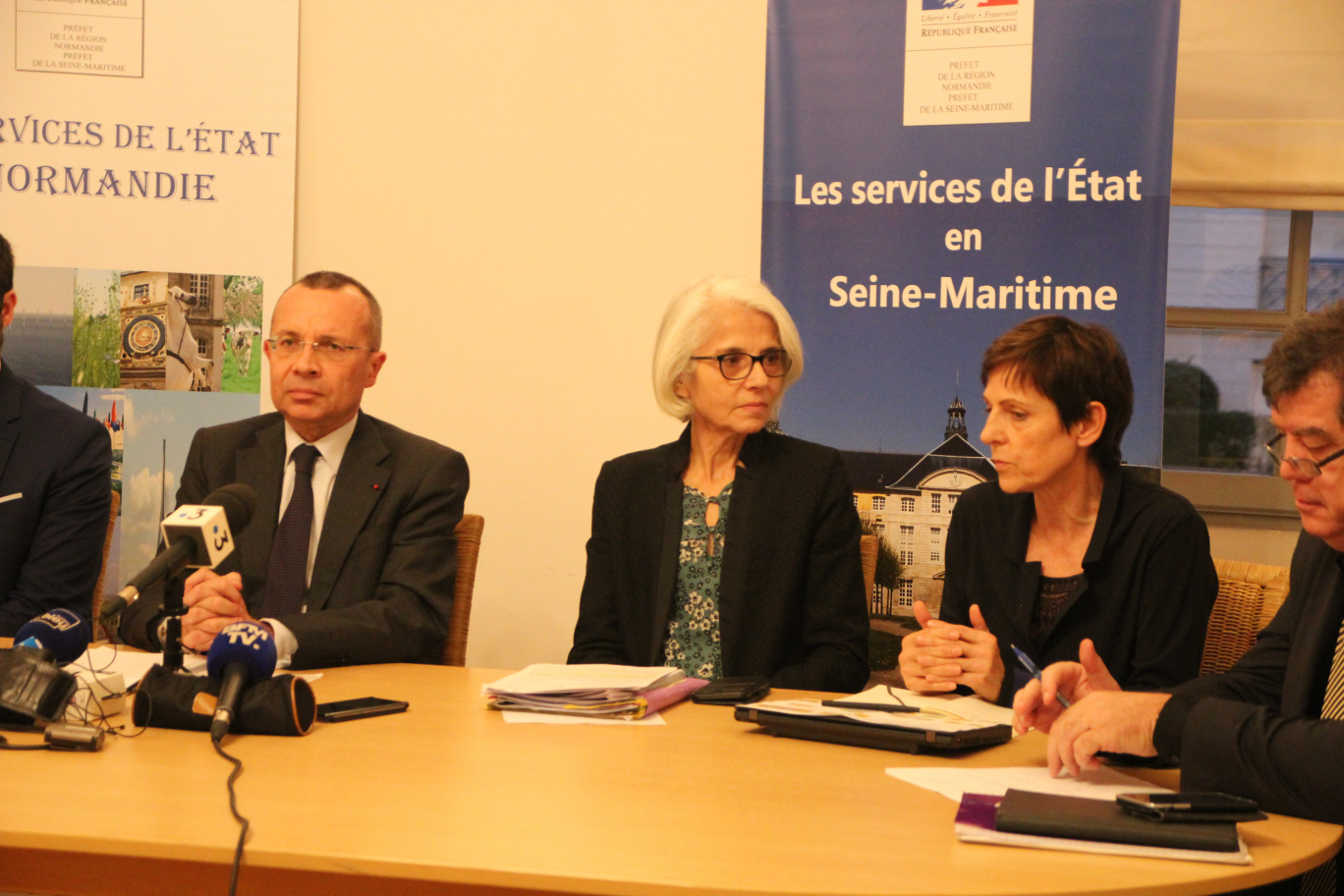 Crédit : Benoit Delabre pour Aletheia Press.
Un point presse avait lieu le 6 novembre à la préfecture de Seine-Maritime.
