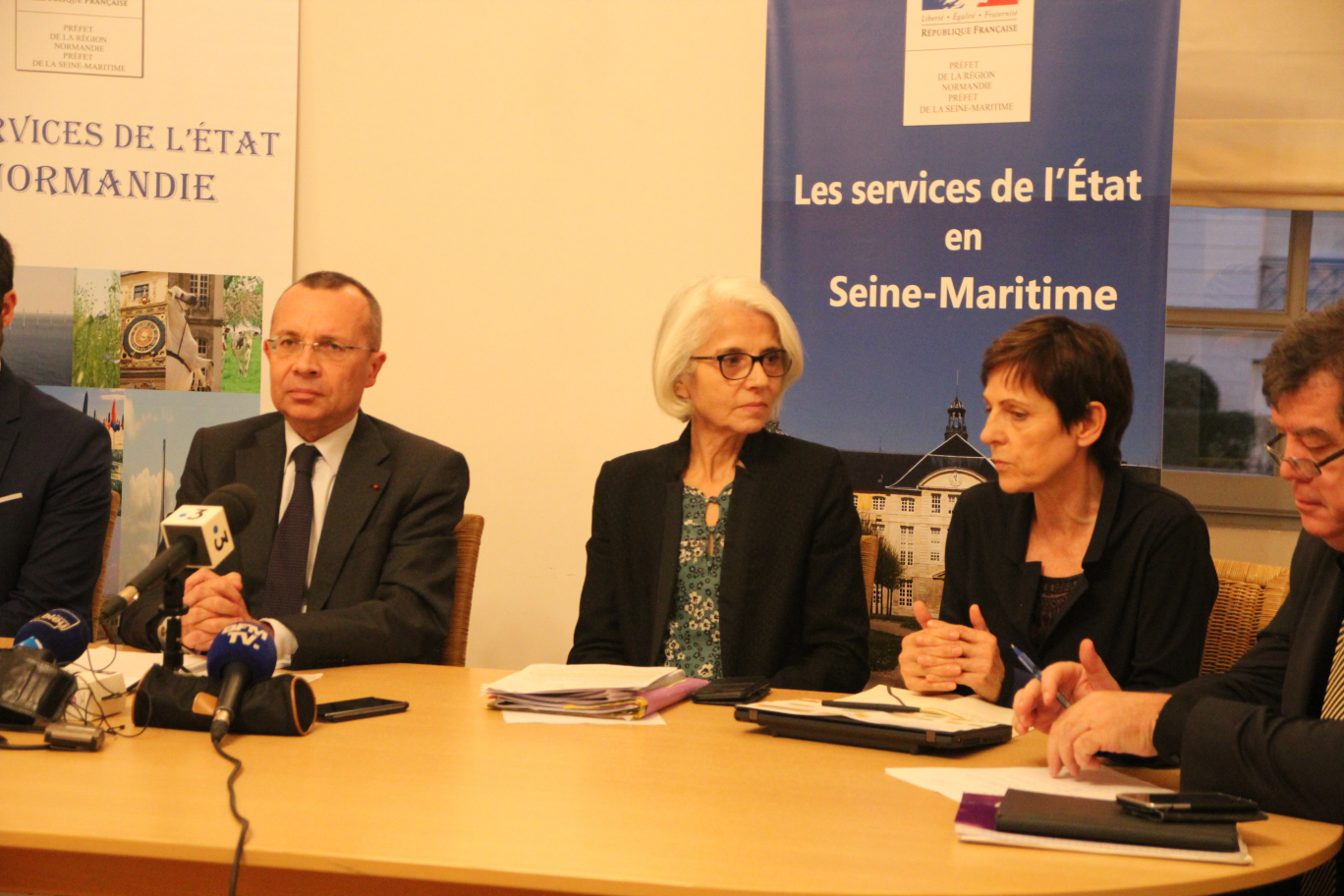 Crédit : Benoit Delabre pour Aletheia Press.
Un point presse avait lieu le 6 novembre à la préfecture de Seine-Maritime.
