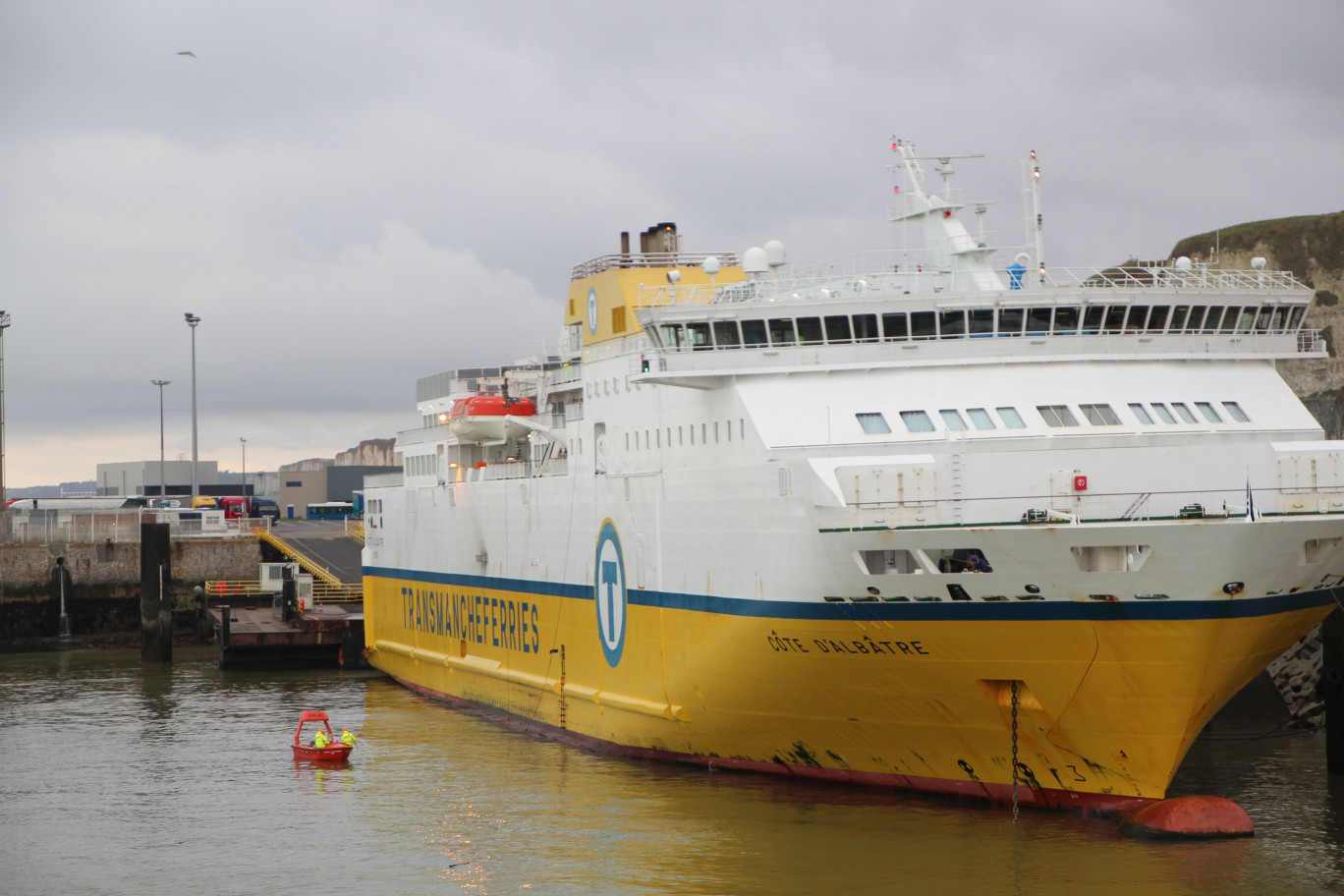 Crédit BD Aletheia Press, « Le Côte d’Albâtre, l’un des ferries de DFDS assurant la liaison Dieppe – Newhaven. »