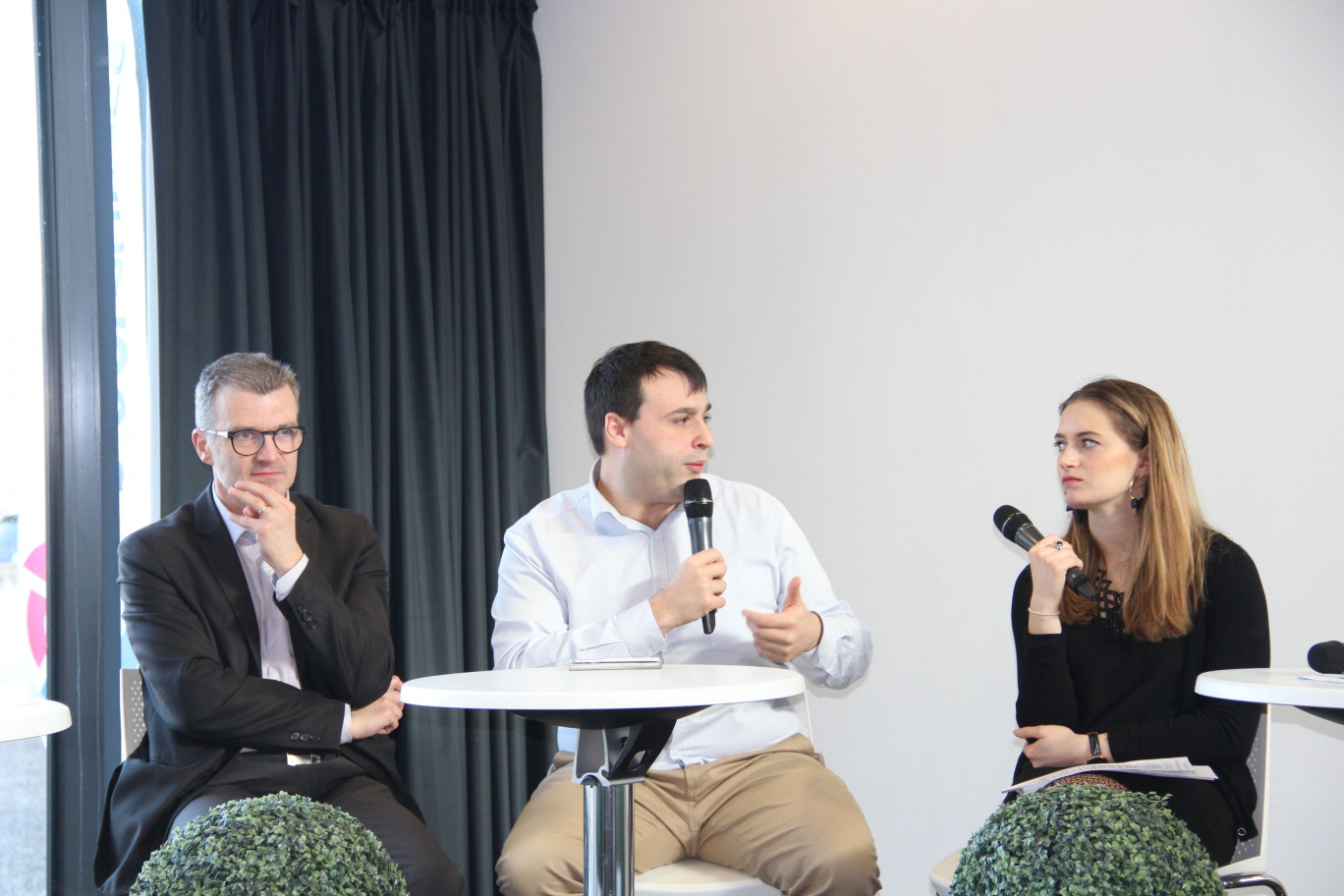 Crédit photo : LaBr / Aletheia Press, « Fabrice Hue (CRCA Normandie Seine), Julien Bellavoine (BNP) et Elodie Aymard (NCI) ont donné conseils et repères pour financer efficacement un projet d’innovation. »